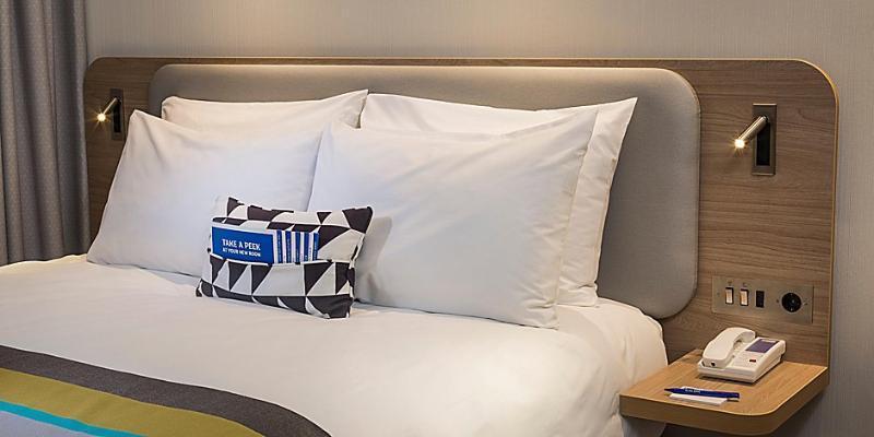 Holiday Inn Express Cambridge West - Cambourne By Ihg Екстериор снимка